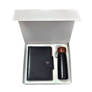 Caplin White Set elegant white gift ensemble featuring notebook, pen and flask, perfect for personalised corporate branding in Dubai and the UAE.